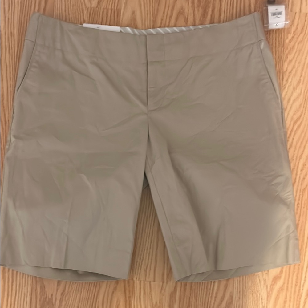 GAP Tan Bermuda Shorts Classic Tailored Style